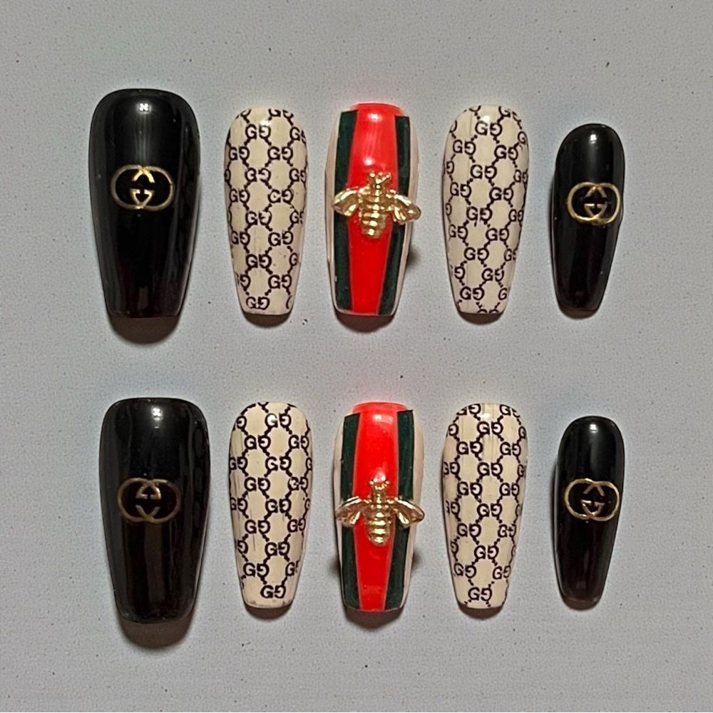 Custom Handmade Reusable Gucci Designer Press On Nails - Picture 1 of 4